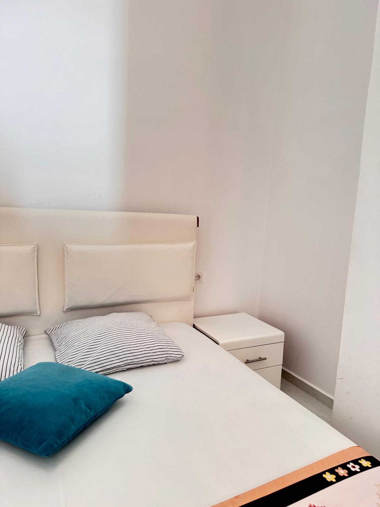 The Hill Sea View Apartment Sarandë Exteriér fotografie
