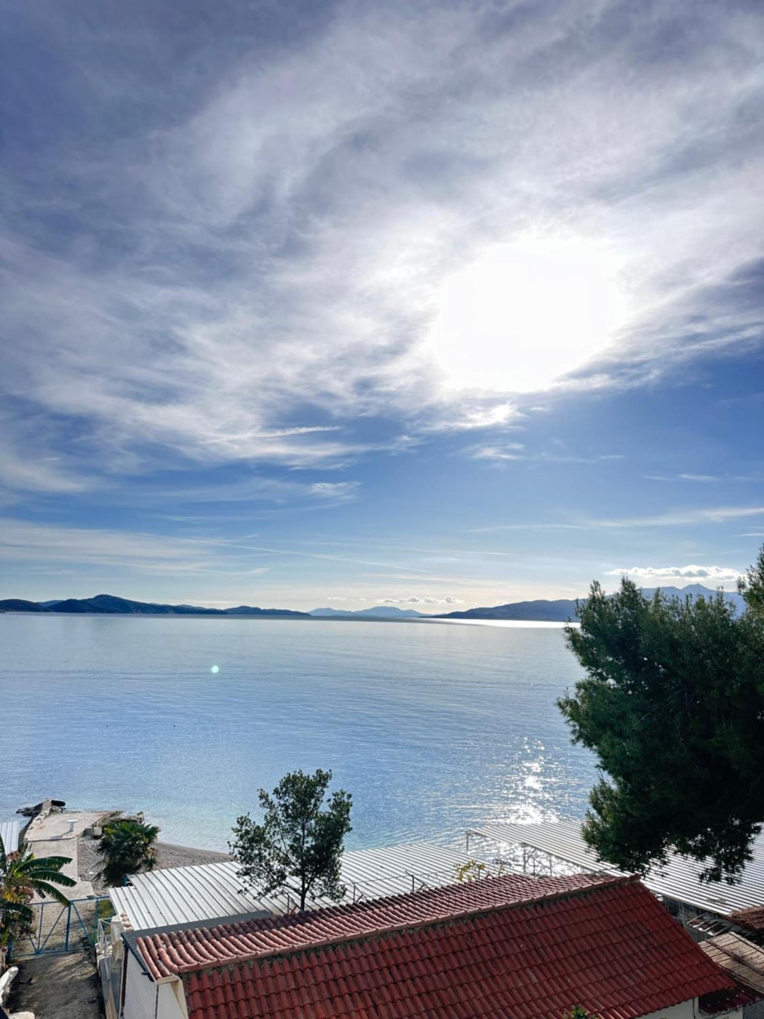 The Hill Sea View Apartment Sarandë Exteriér fotografie