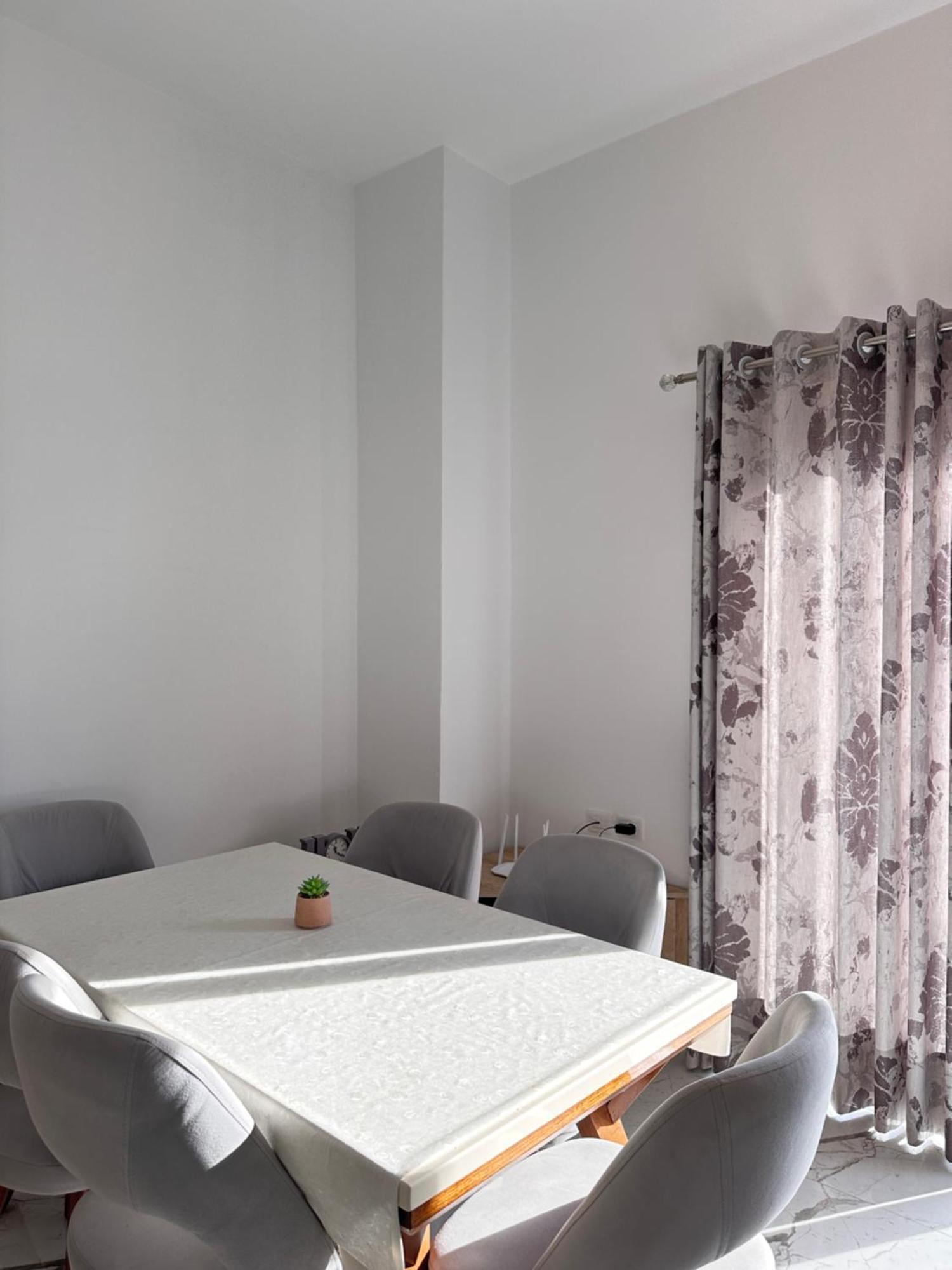 The Hill Sea View Apartment Sarandë Exteriér fotografie